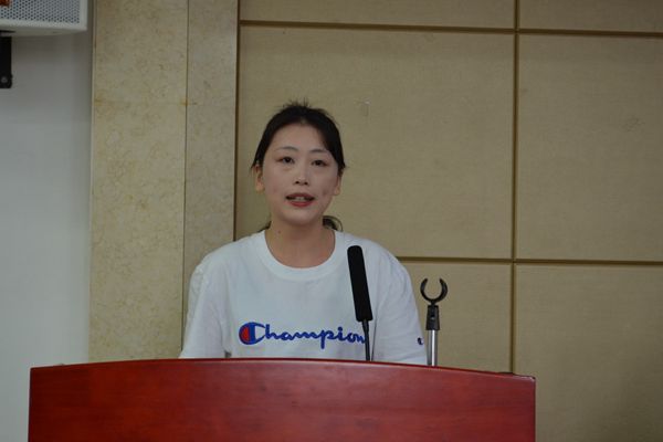 b6008af1a896401e9ac8acf6a1824c10.jpg