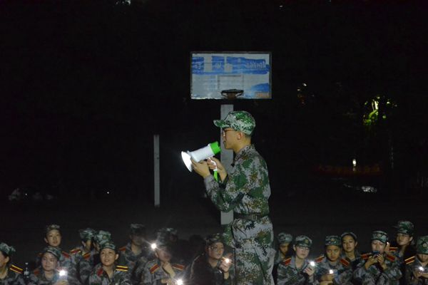 ebe8ff6c534f4737a02c9eb9ecaa5005.jpg